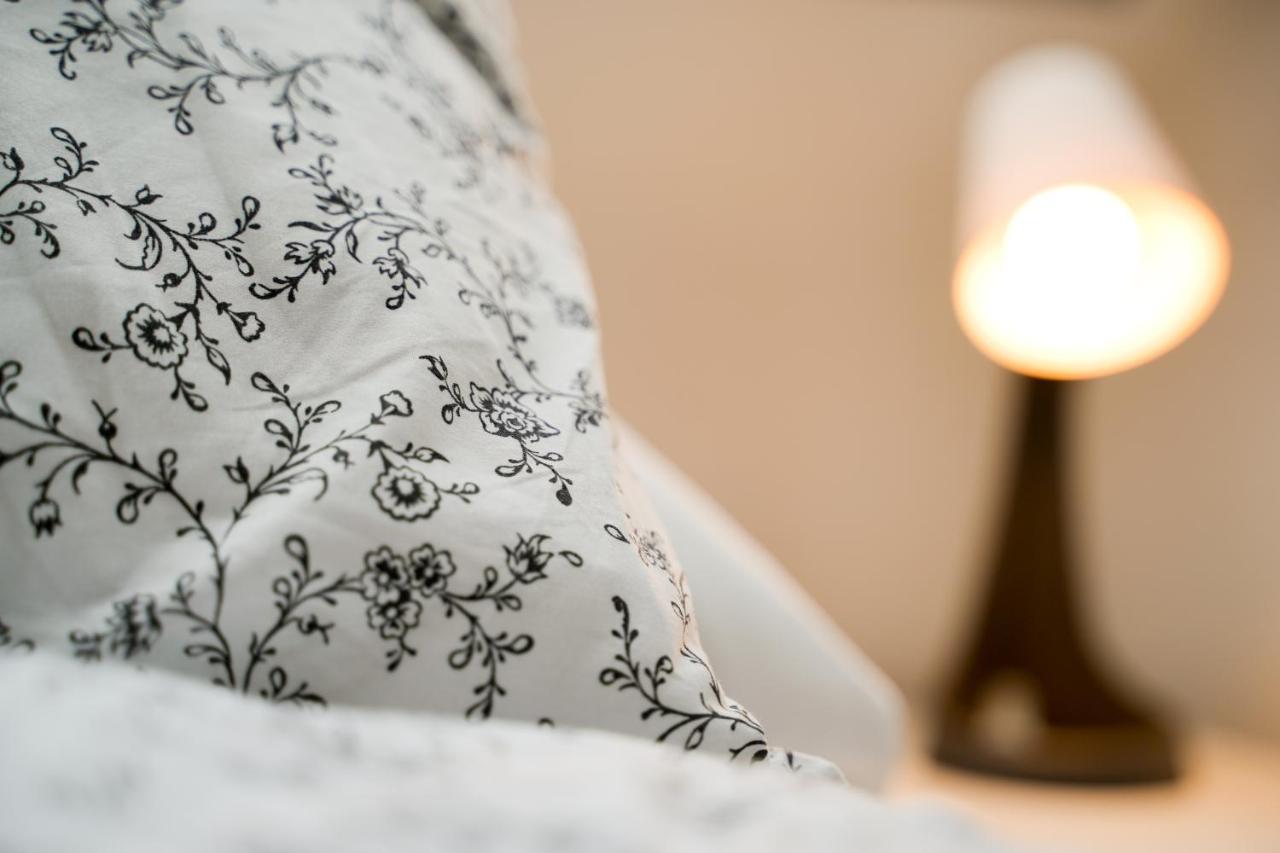 Koffer Apartman Eger Esterno foto