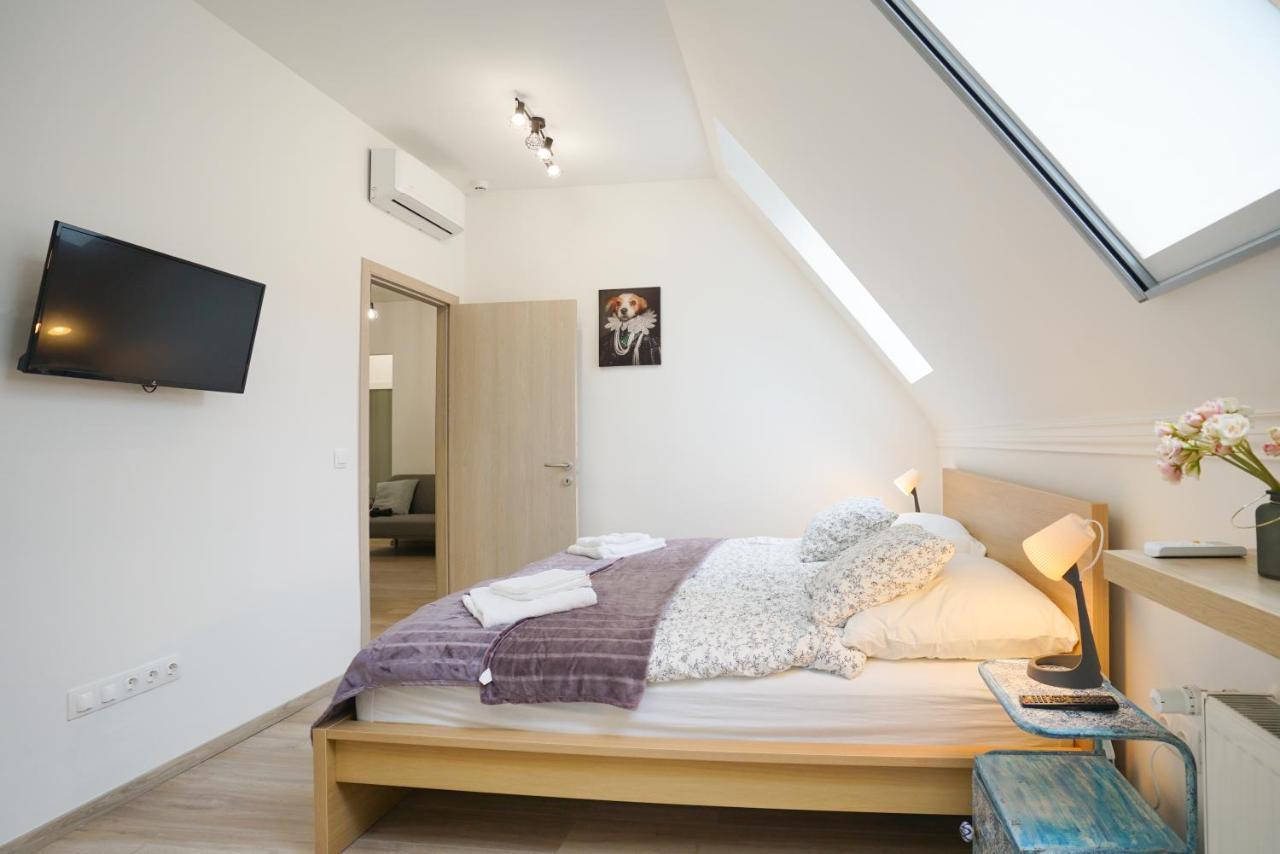 Koffer Apartman Eger Esterno foto